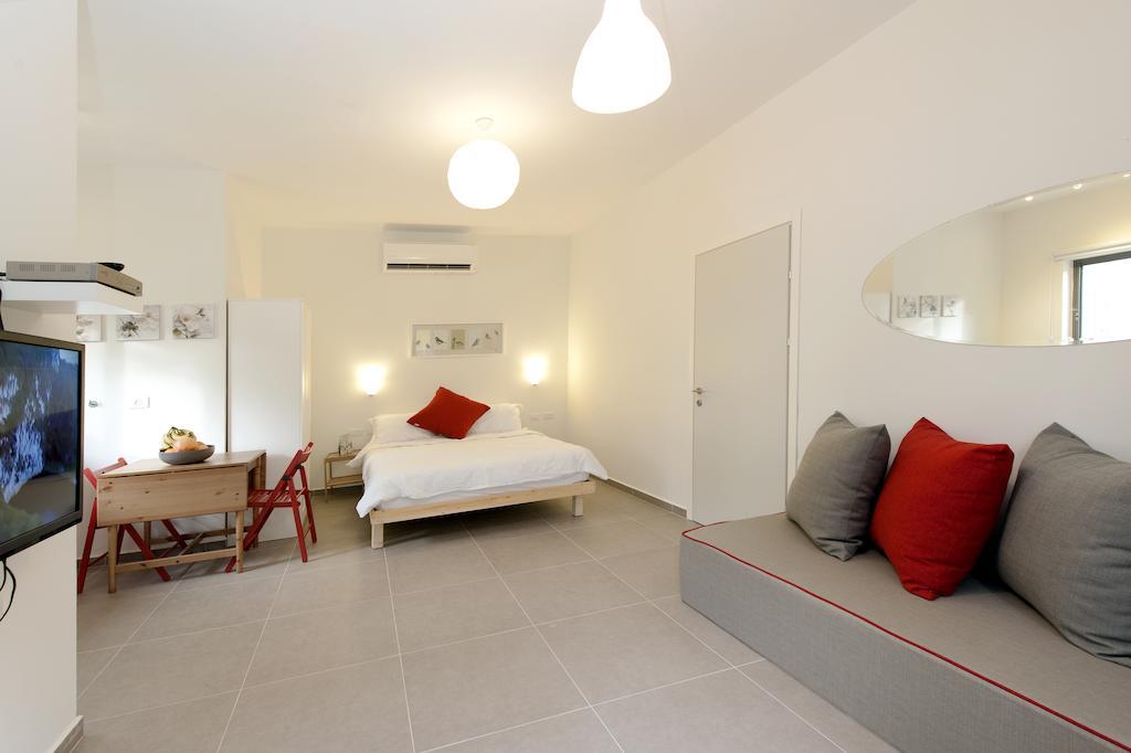 Kurlender Guest House Sheʼar Yashuv Quarto foto