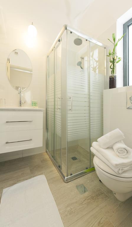 Kurlender Guest House Sheʼar Yashuv Quarto foto